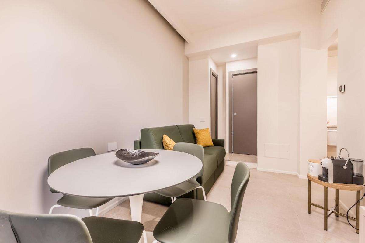 Ep2000 Holidays Apartamento Roma